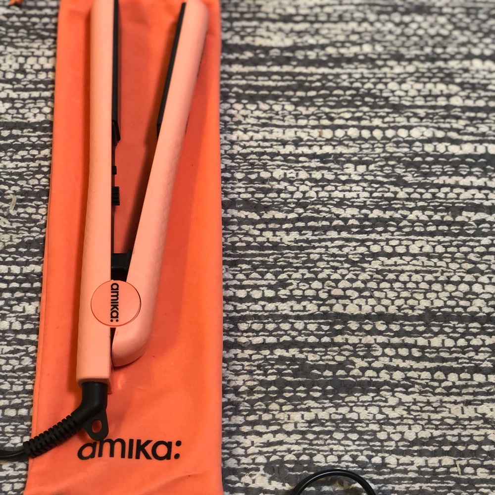 Amika Strand Perfect Ceramic Styler